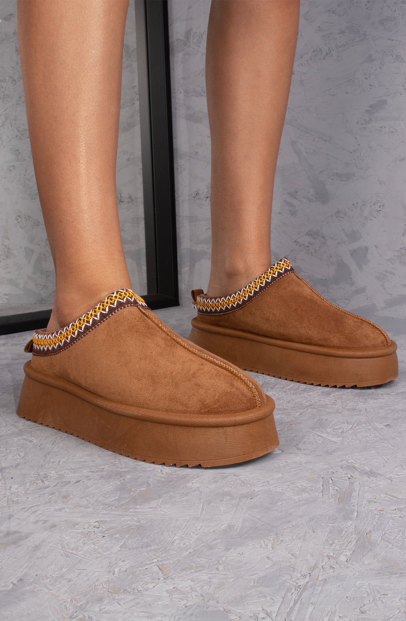 Vanilla Suede Embroidered Chunky Platform Slippers Shoes - Camel Chestnut