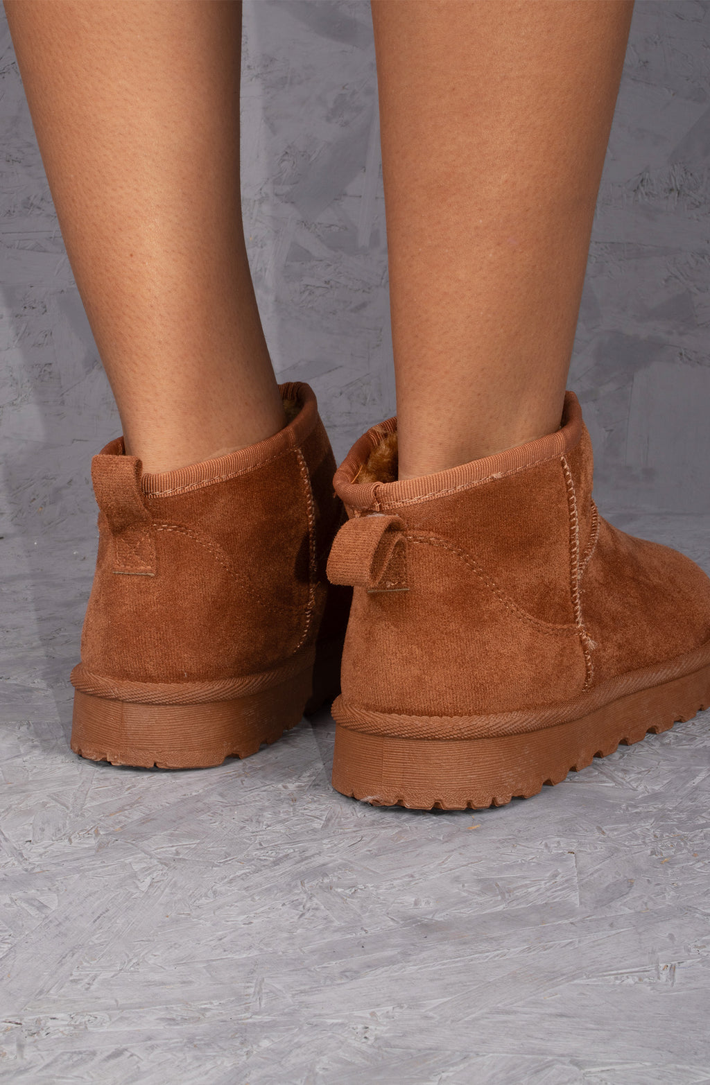 Ultra Mini Ankle Length Faux Fur Lining Boots In Chestnut Camel Faux Suede
