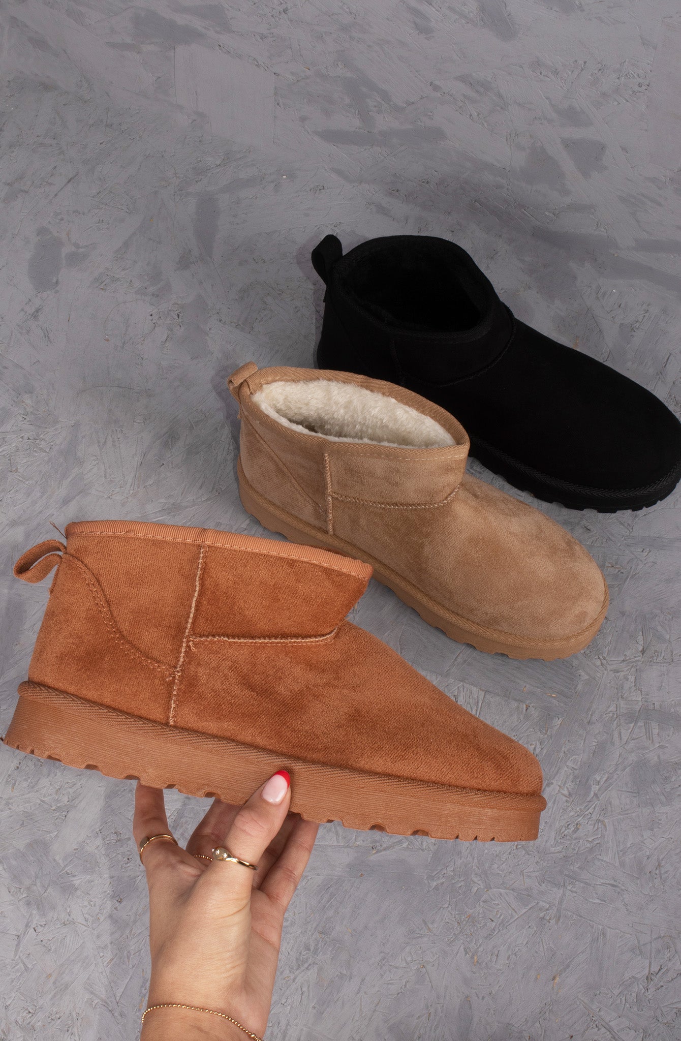 Ultra Mini Ankle Length Faux Fur Lining Boots In Chestnut Camel Faux Suede